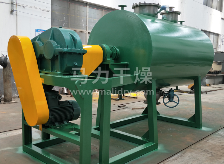 耙式干燥机生产现场实拍