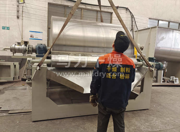 滚筒刮板干燥机生产现场实拍