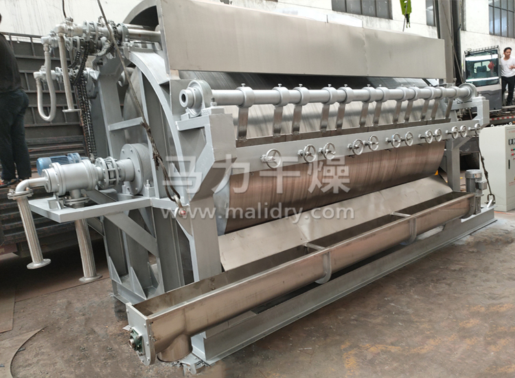 滚筒刮板干燥机生产现场实拍