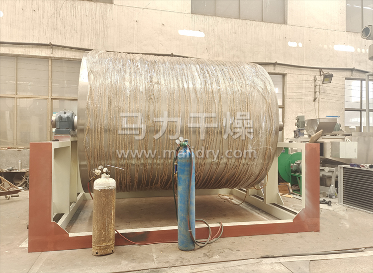 滚筒刮板干燥机生产现场实拍