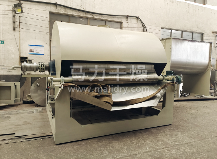 滚筒刮板干燥机生产现场实拍