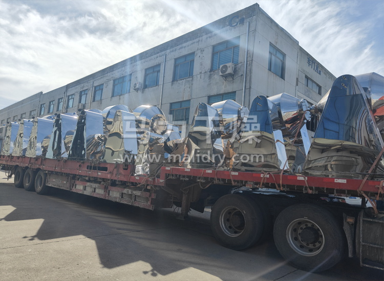 双锥干燥机发货现场