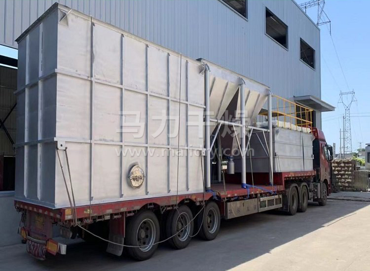 脉冲布袋除尘器